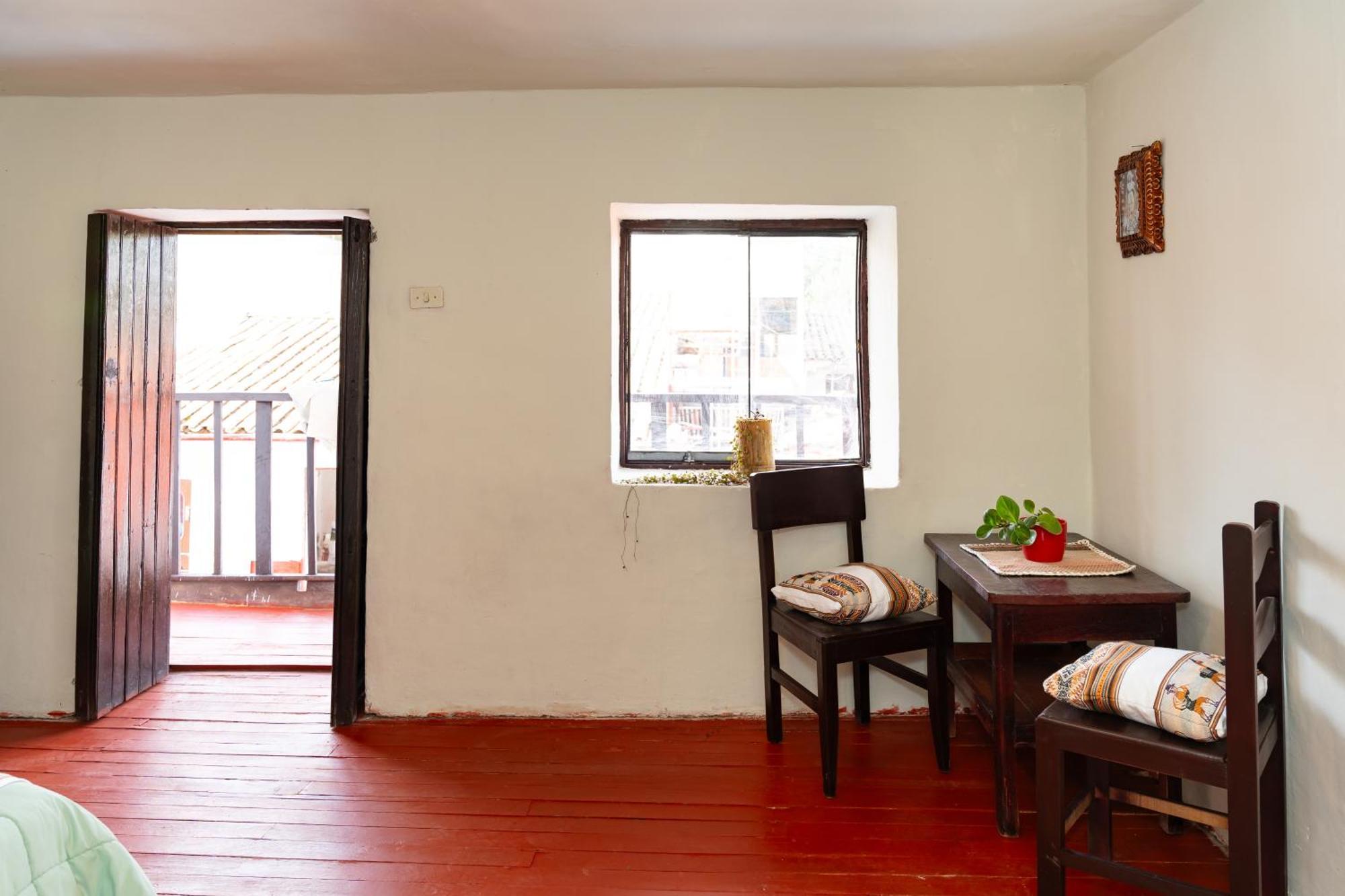 Guest house Munay Tika House